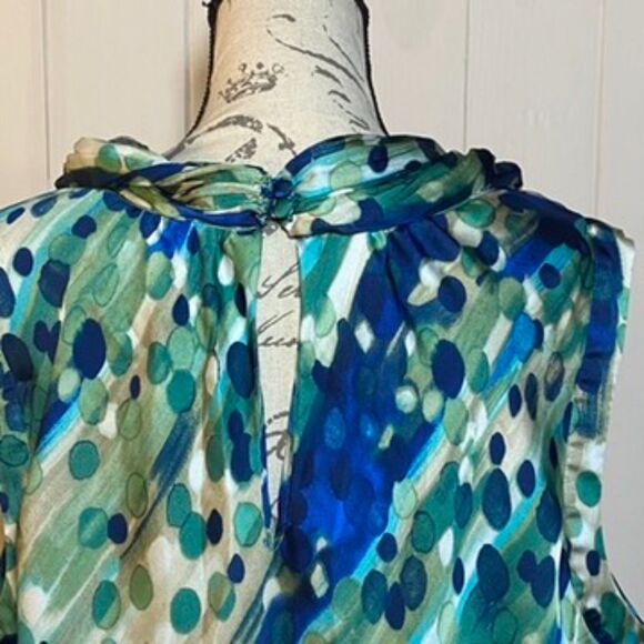 Zac & Rachel Abstract Polka Dot Cowl Neck Top size 2X - Picture 4 of 5